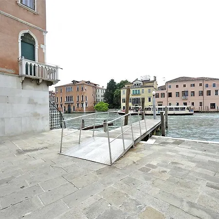San Leonardo Lägenhet *